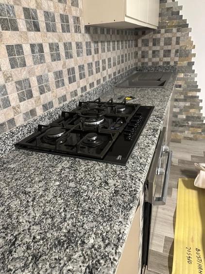 Casă individuală cu 5 camere cu Canalizare în Corbu