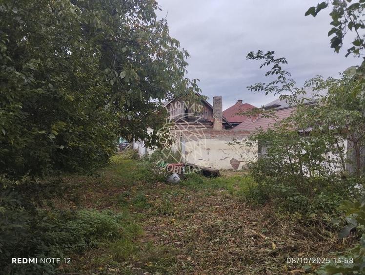 Teren Construcții intravilan de 2500 mp, în Mijlocenii Bârgăului