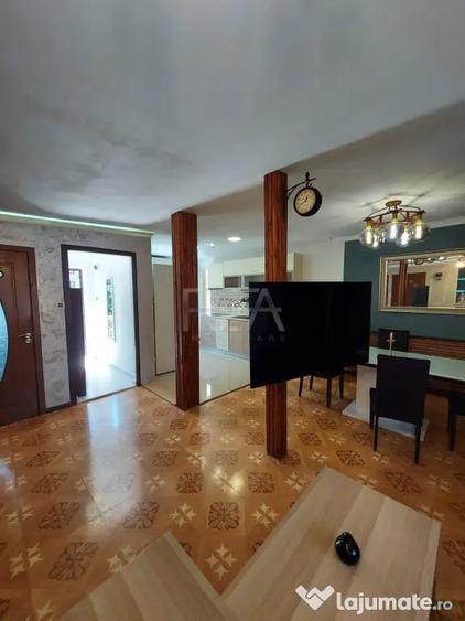 Apartament cu 3 camere semidecomandat în Vitan