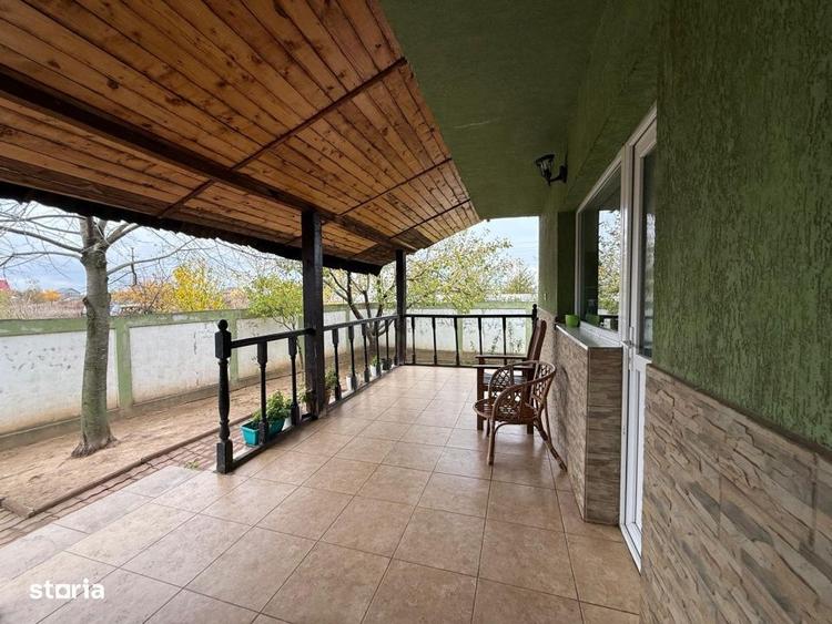 Casă cu 4 camere cu Teren 713 Mp în Cârcea
