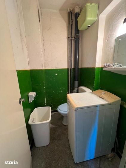 Apartament cu 3 camere decomandat în Socola