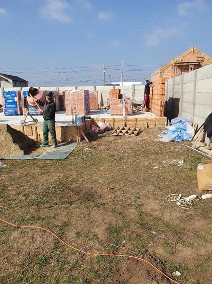 Casă cu 4 camere cu Teren 400 Mp în Cazasu