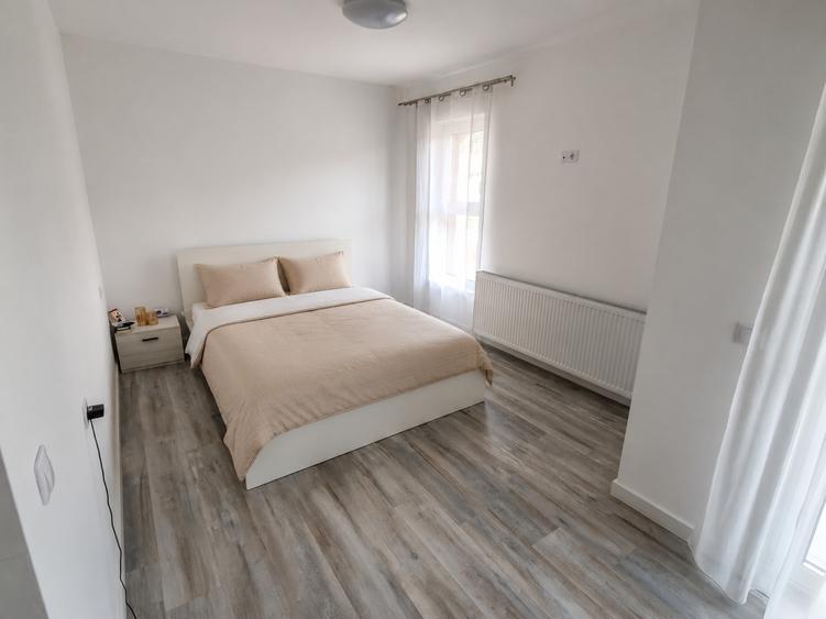 Duplex cu 5 camere cu Canalizare în Gilău