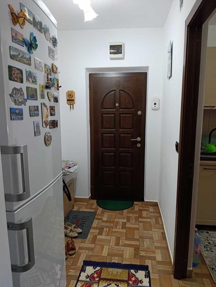 Apartament cu 2 camere semidecomandat în Gară