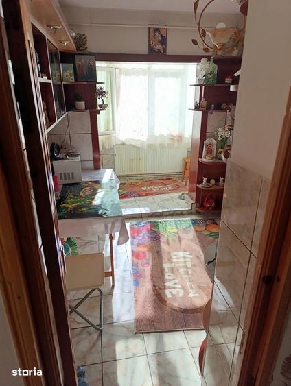 Apartament cu balcoan ?i bucatarie separata, 68 mp - 8