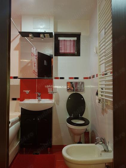 Apartament cu 3 camere decomandat în Dacia