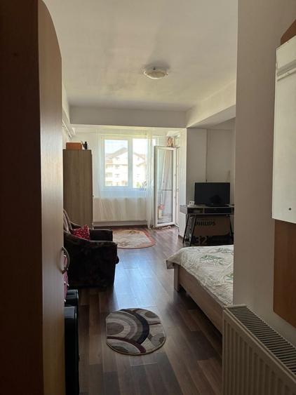 Garsonieră decomandată în Timișu de Jos