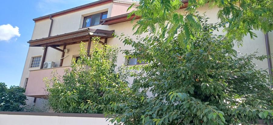 Casa Individuala 5 camere+Zona Confort City Popesti Curte 400 mp Gradina Terasa - 2