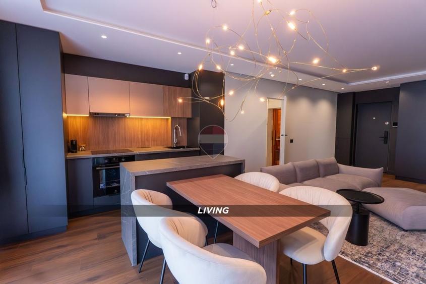 Apartament cu 3 camere decomandat, mobilat în Ultracentral
