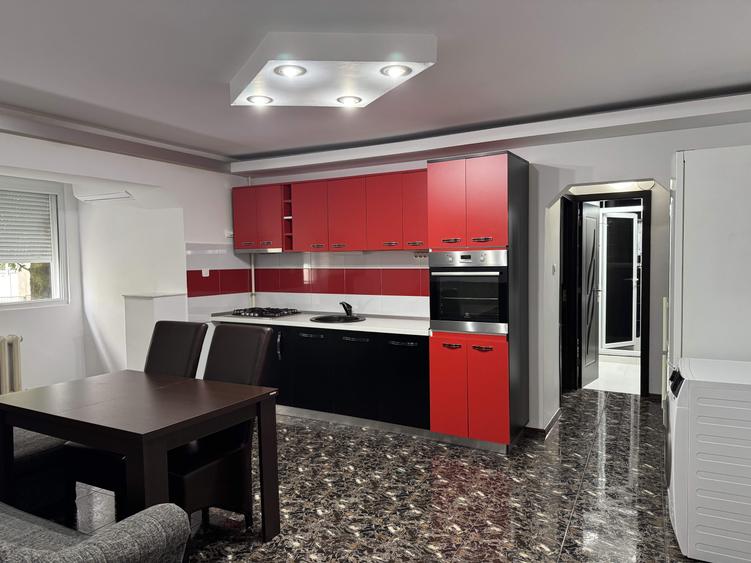 Apartament cu 2 camere semidecomandat în Central