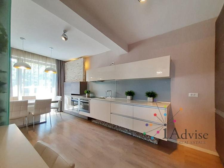 Apartament cu 3 camere decomandat, mobilat în Centrul Istoric