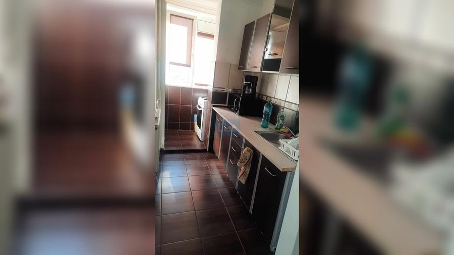 Apartament cu 3 camere semidecomandat, mobilat în Ghencea