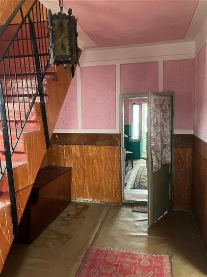 Casă cu 5 camere cu Teren 931 Mp în Movileni