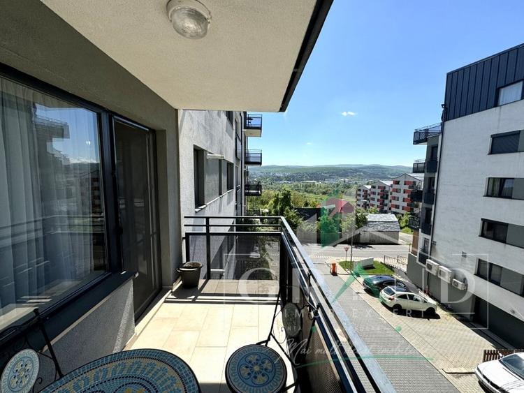 Apartament cu 2 camere semidecomandat, mobilat în Grigorescu