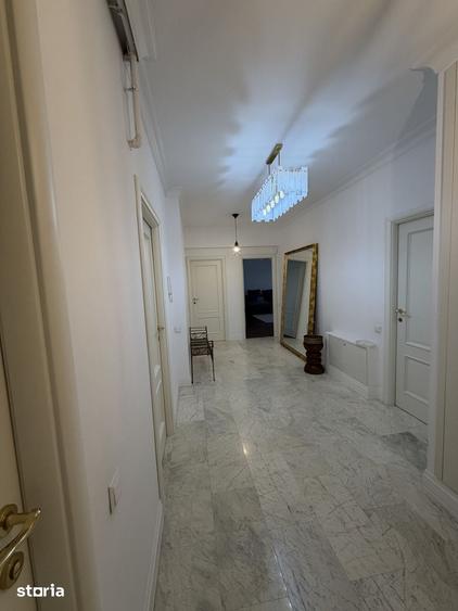 Apartament cu 3 camere în Grozăvești