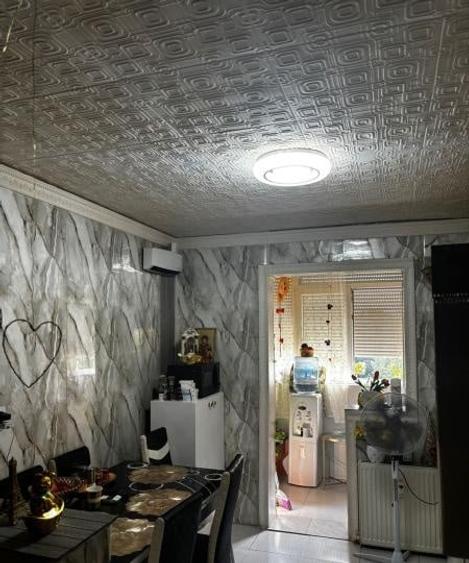 Apartament cu 3 camere semidecomandat în Gorjului