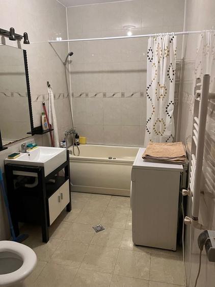 Apartament cu 2 camere semidecomandat în Vitan