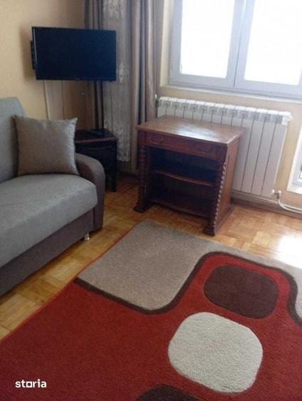 Apartament cu 3 camere decomandat în Alexandru cel Bun