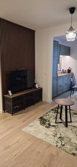 Apartament cu 2 camere semidecomandat în Central