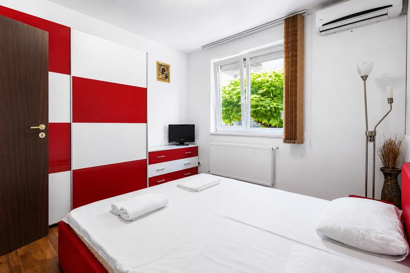 Apartament cu 2 camere decomandat în Giroc