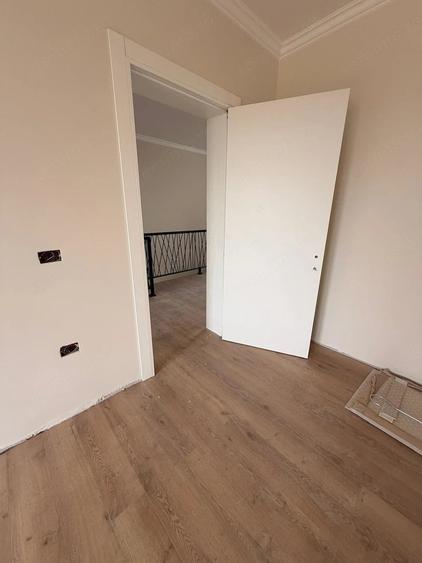 Casă cu 3 camere cu Teren 250 Mp în Braytim
