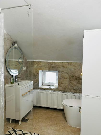 Apartament cu 4 camere decomandat în Bălcescu