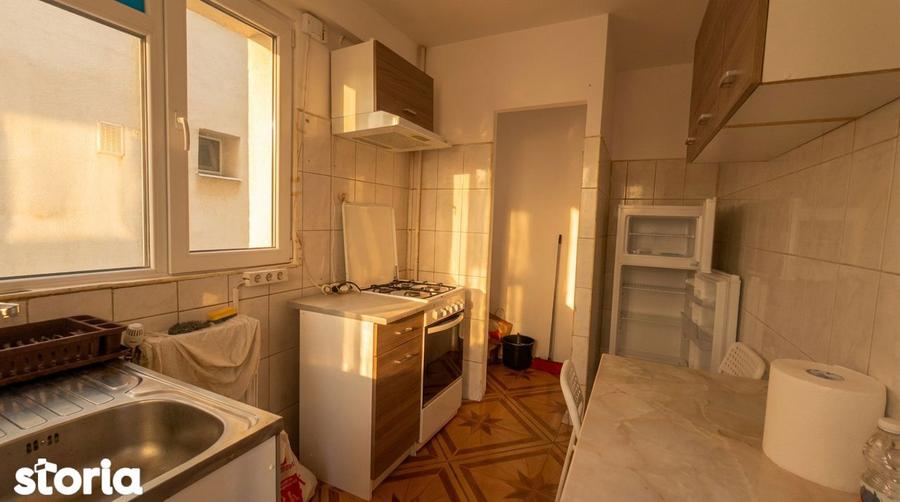 Apartament cu 2 camere decomandat, mobilat în Șerban Vodă