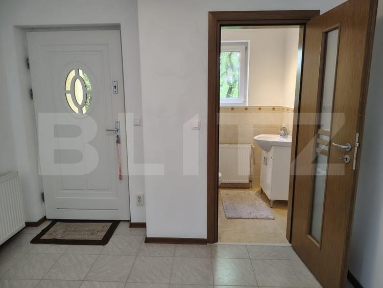 Casă individuală cu 6 camere cu Teren 4472 Mp în Tureni