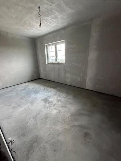 DUPLEX 1/2 DE V#194;NZARE - MOSNI#538;A NOU#258; - FINIZ#258 - 1