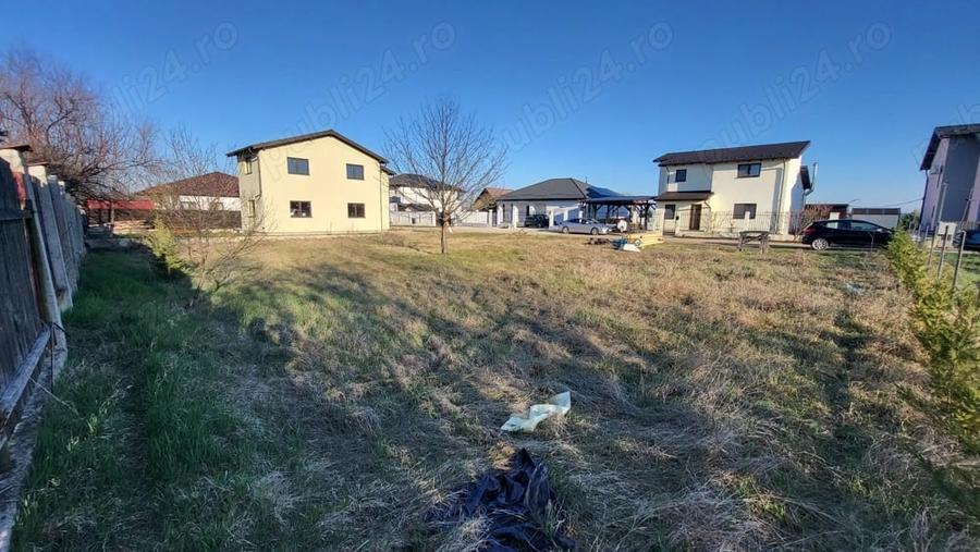 Teren de 650 mp, în Săftica