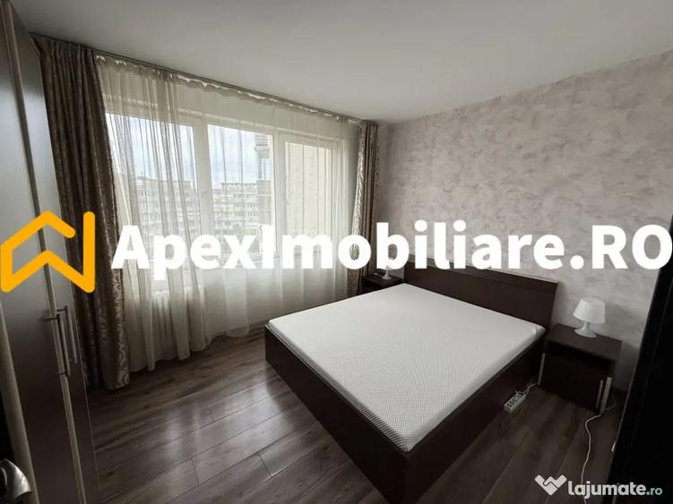 Apartament cu 2 camere decomandat în Sala Palatului