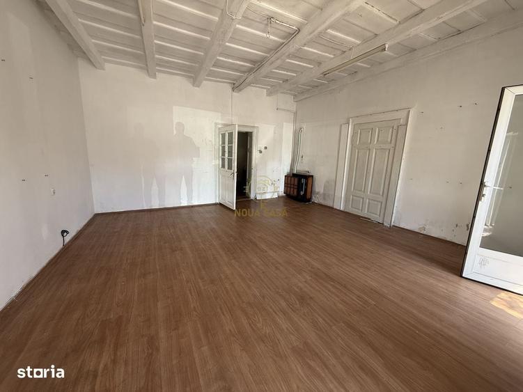 Spațiu comercial, de 55 mp, în Central