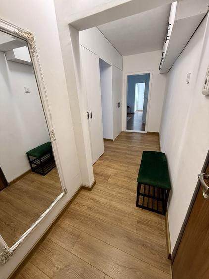 Apartament cu 2 camere semidecomandat în Rogerius