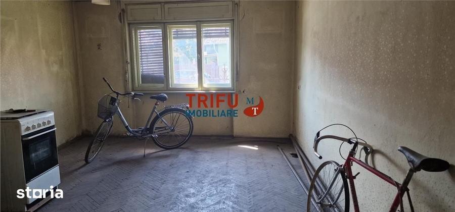 Casă cu 4 camere cu Teren 323 Mp în Central