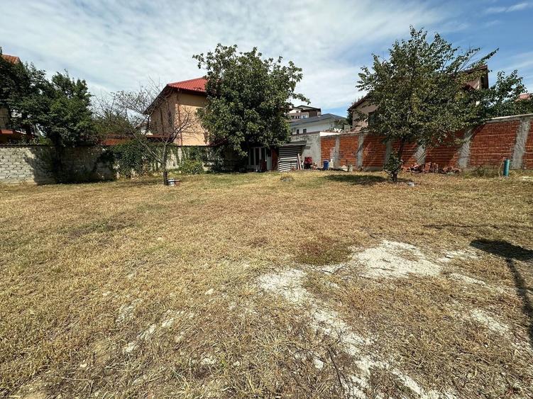 Teren Construcții intravilan de 586 mp, în Militari