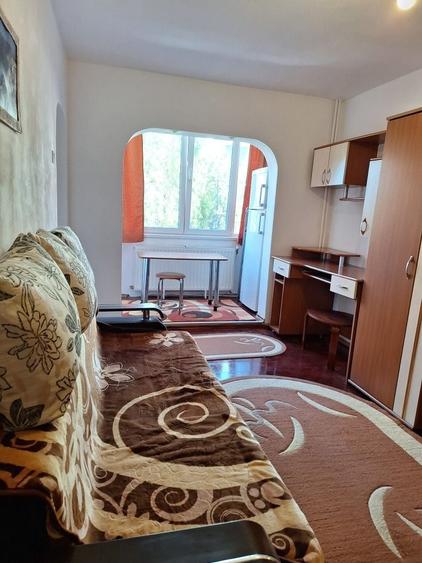 Garsonieră semidecomandată în Micălaca