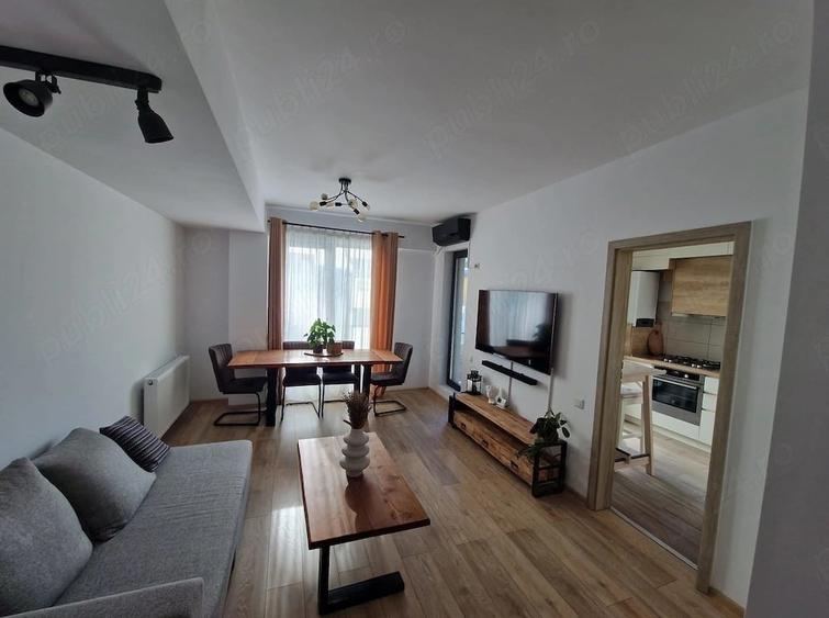 Apartament cu 2 camere decomandat în Theodor Pallady