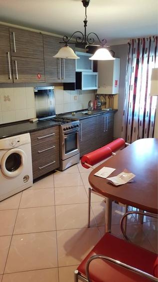 Apartament cu 2 camere decomandat în Exterior Vest