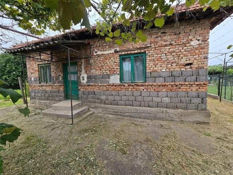 Casă cu 2 camere în Goranu