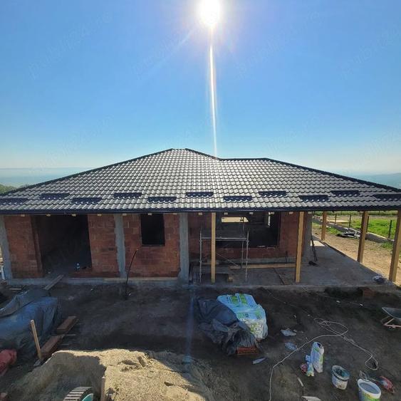 Casă cu 2 camere cu Teren 650 Mp în Chicerea