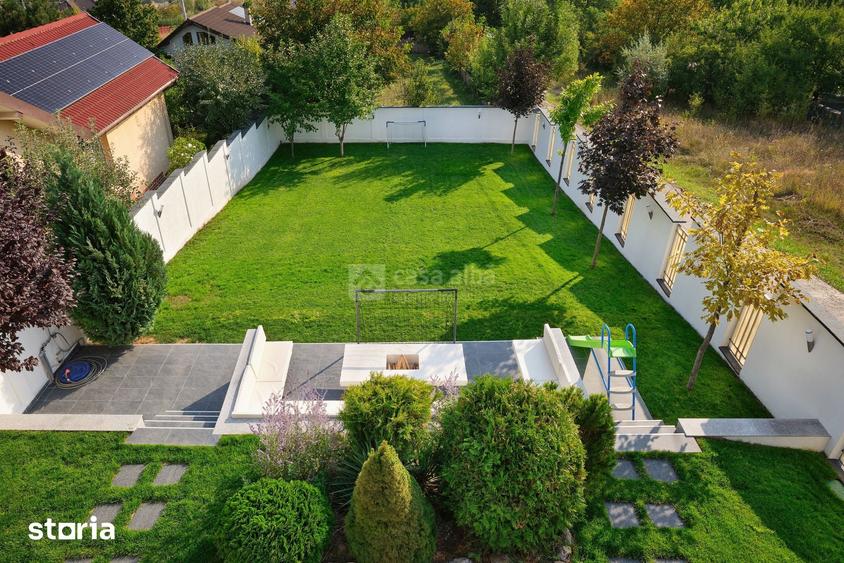 Casă cu 4 camere cu Canalizare în Rediu