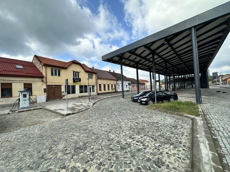 Casa + spatiu comercial de vanzare Resita, zona Muncitoresc - 5