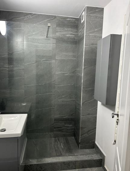 Apartament cu 4 camere decomandat în Ultracentral