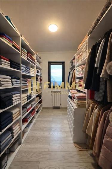 Casă individuală cu 6 camere cu Teren 1000 Mp în Sfântu Ilie