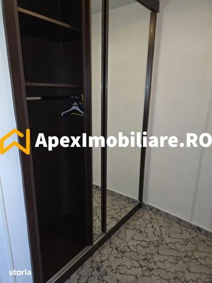 Apartament cu 2 camere decomandat în Victoriei