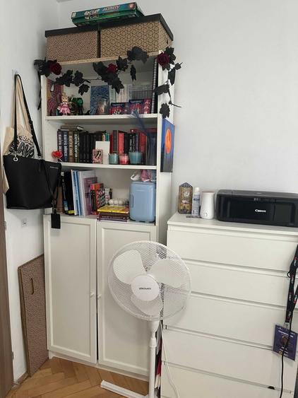 Apartament cu 3 camere nedecomandat în Mărăști