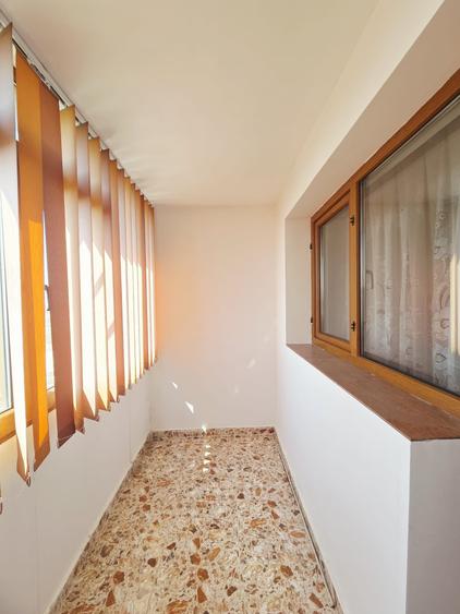Apartament cu 2 camere decomandat în Micro 20