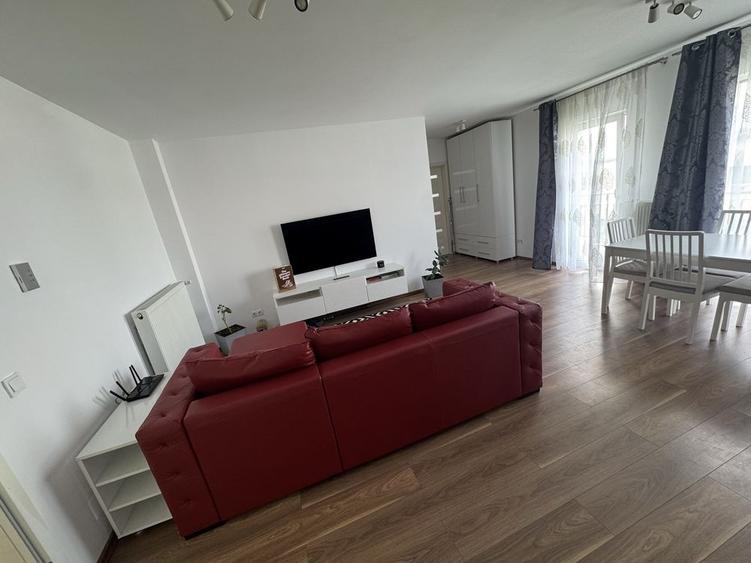 Apartament cu 2 camere semidecomandat în Europa