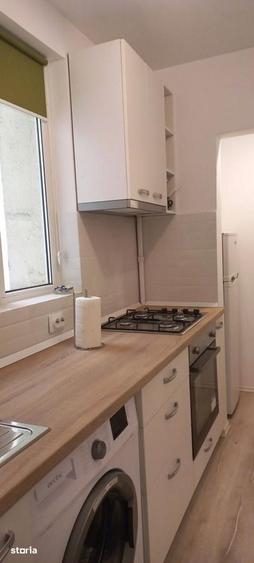 Apartament cu 2 camere semidecomandat în Vatra Luminoasă