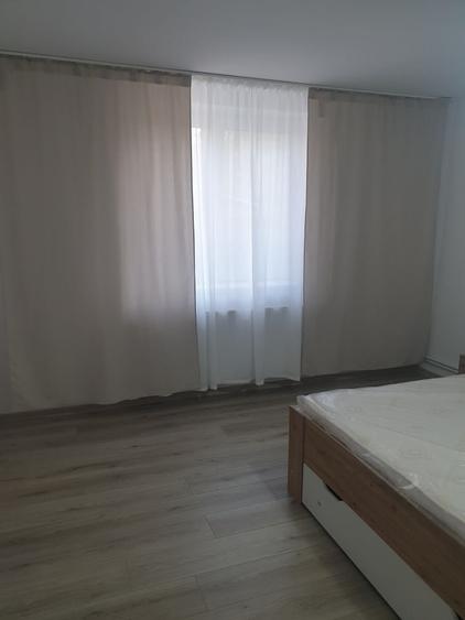 Casă cu 2 camere în Central